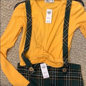 Hollister Tops - Hollister Crop Top Only Hollister Tops - Hollister Crop Top Only